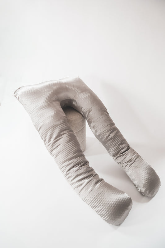 maternity pillow, silk maternity pillow, silk pillow, u shape maternity pillow, silk, cooling fabric, shredded memory foam